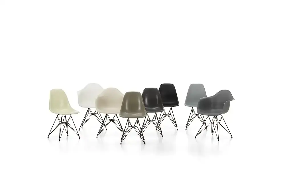 Vitra-DSR-Eames-Plastic-Chair-Ansicht3