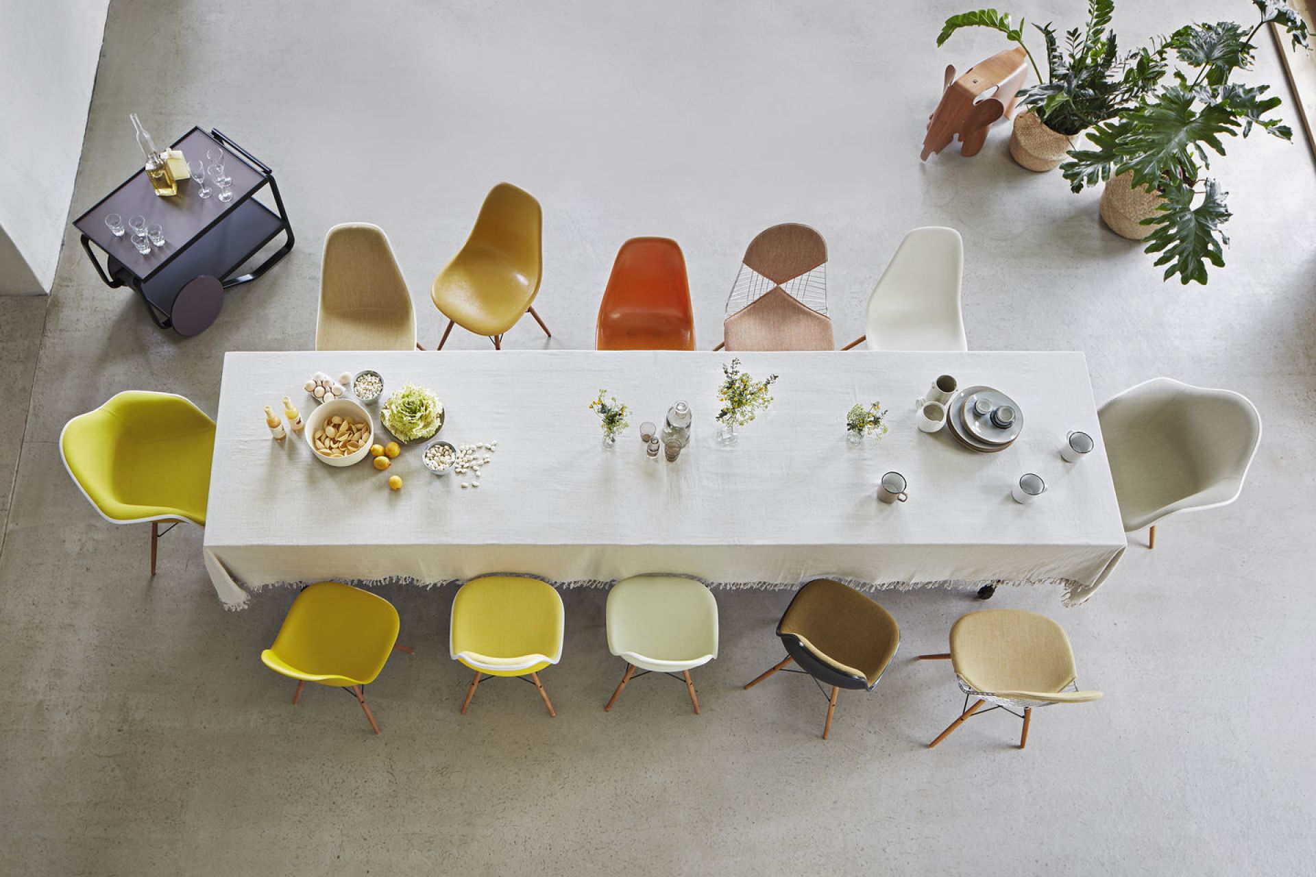vitra eames plastic Campaign
