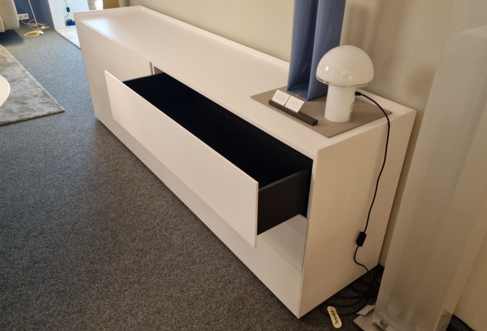 Kettnaker Case regal sale Kettnaker Case regal sale